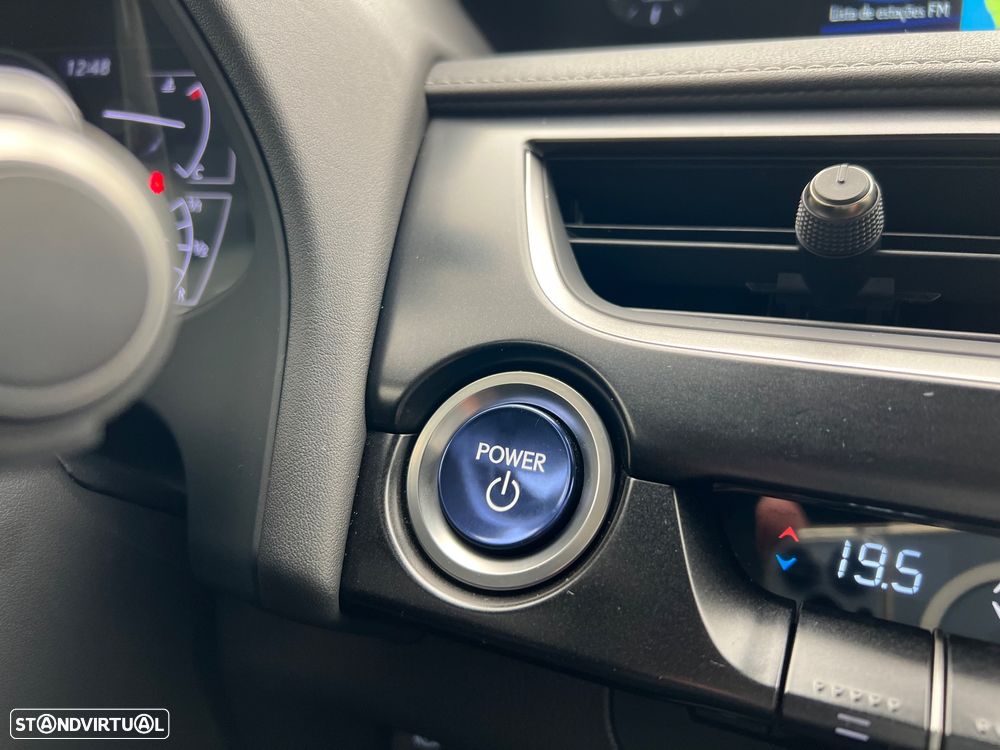 Lexus UX 250h Business - 22