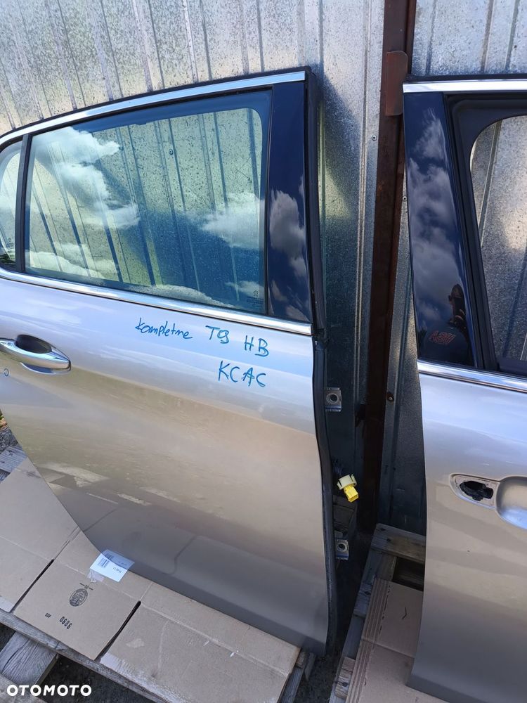 peugeot 308 t9 ii 13r- drzwi prawy tył hb kcac oryginalny lakier kompletne - 2