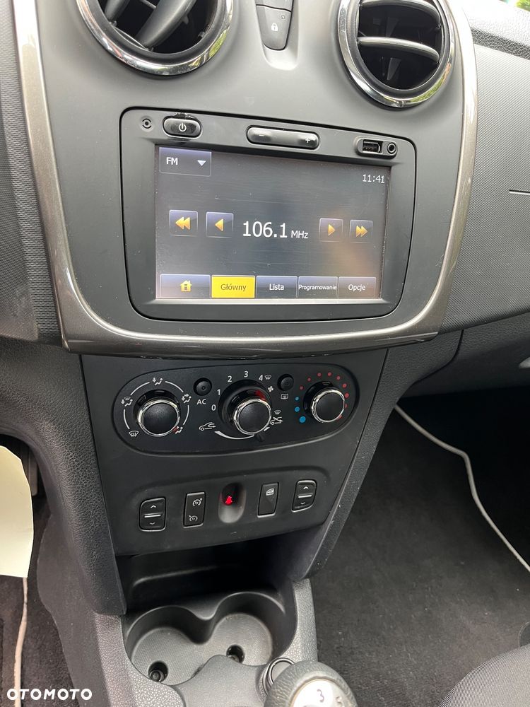 Dacia Sandero Stepway TCe 90 (S&S) Celebration - 10