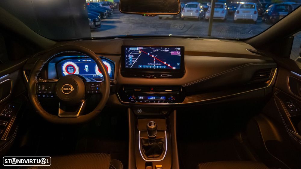 Nissan Qashqai 1.3 DIG-T Tekna SKY - 25