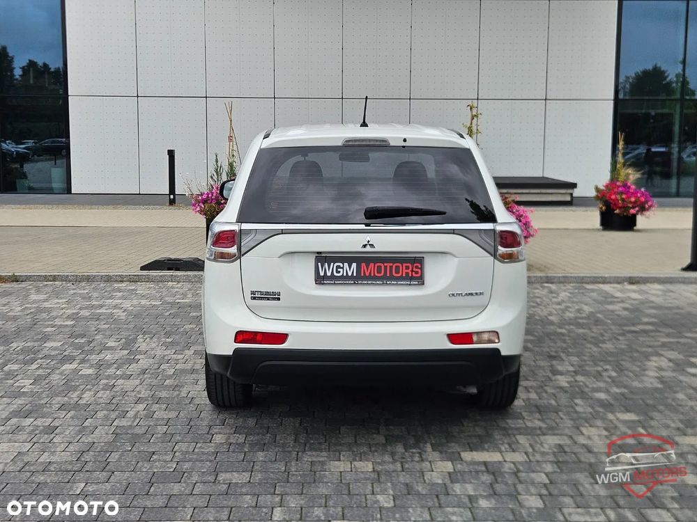 Mitsubishi Outlander 2.0 2WD Invite - 6