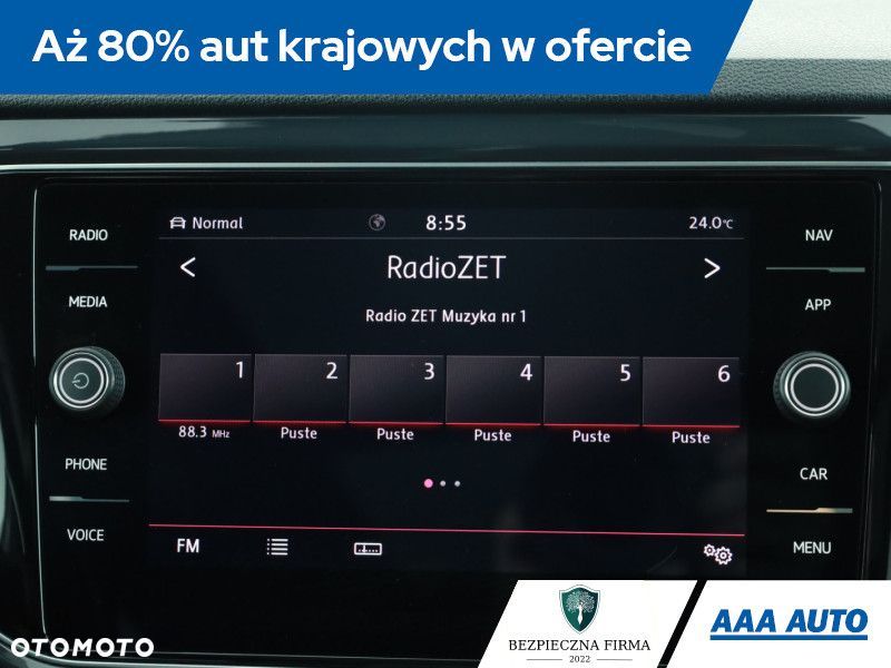 Volkswagen T-Roc - 11