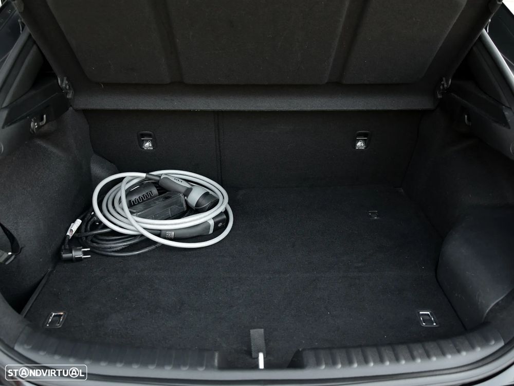 Kia XCeed 1.6 GDi PHEV Drive - 8