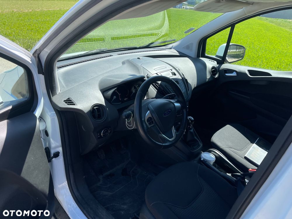 Ford Courier - 9