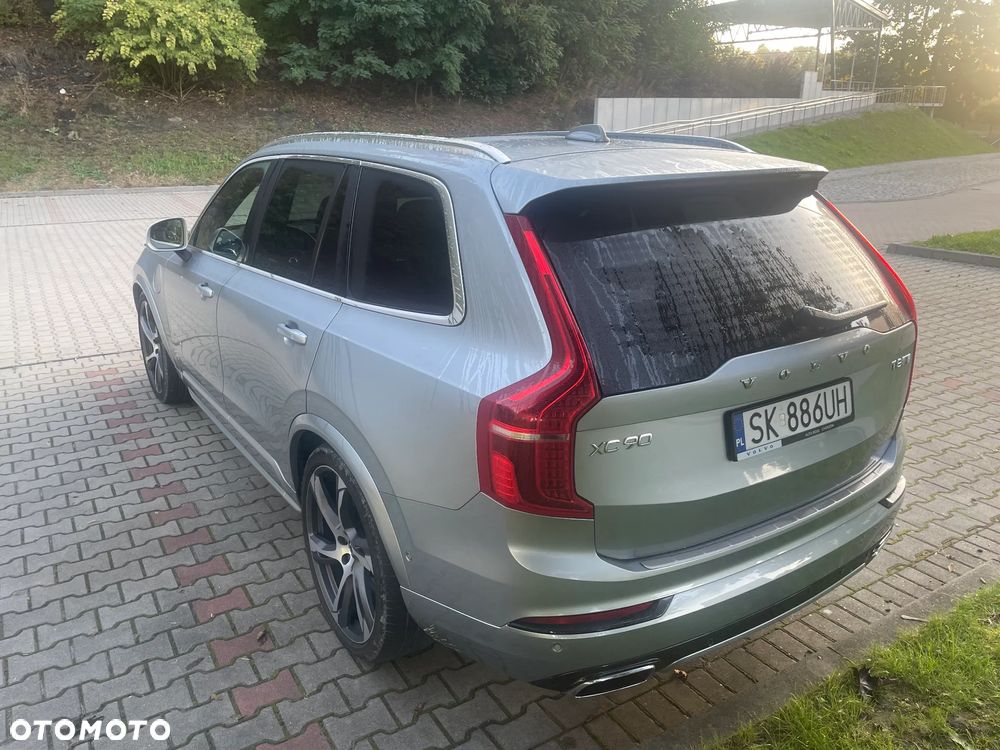 Volvo XC 90 T8 AWD Plug-In Hybrid R-Design 7os - 7