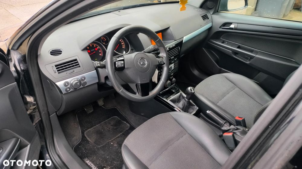 Opel Astra 1.6 Cosmo - 9