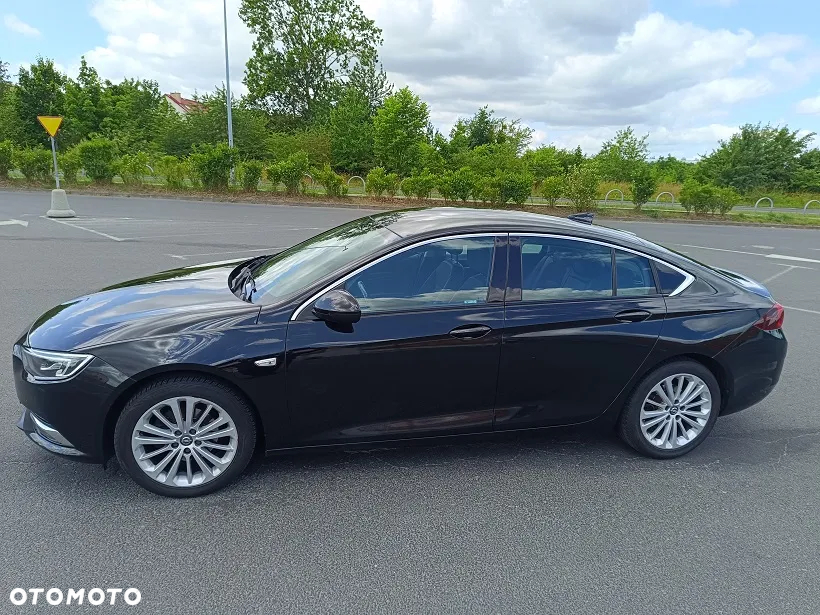 Opel Insignia 1.5 T Elite S&S - 11