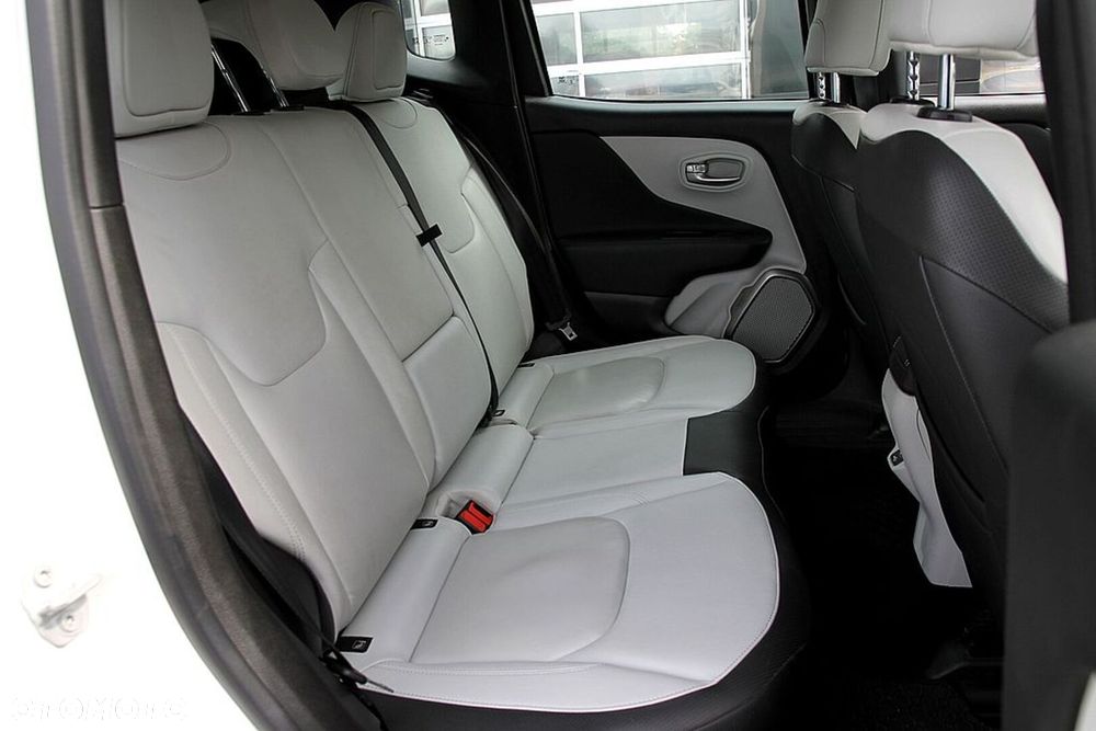 Jeep Renegade 1.4 MultiAir Limited FWD S&S - 26