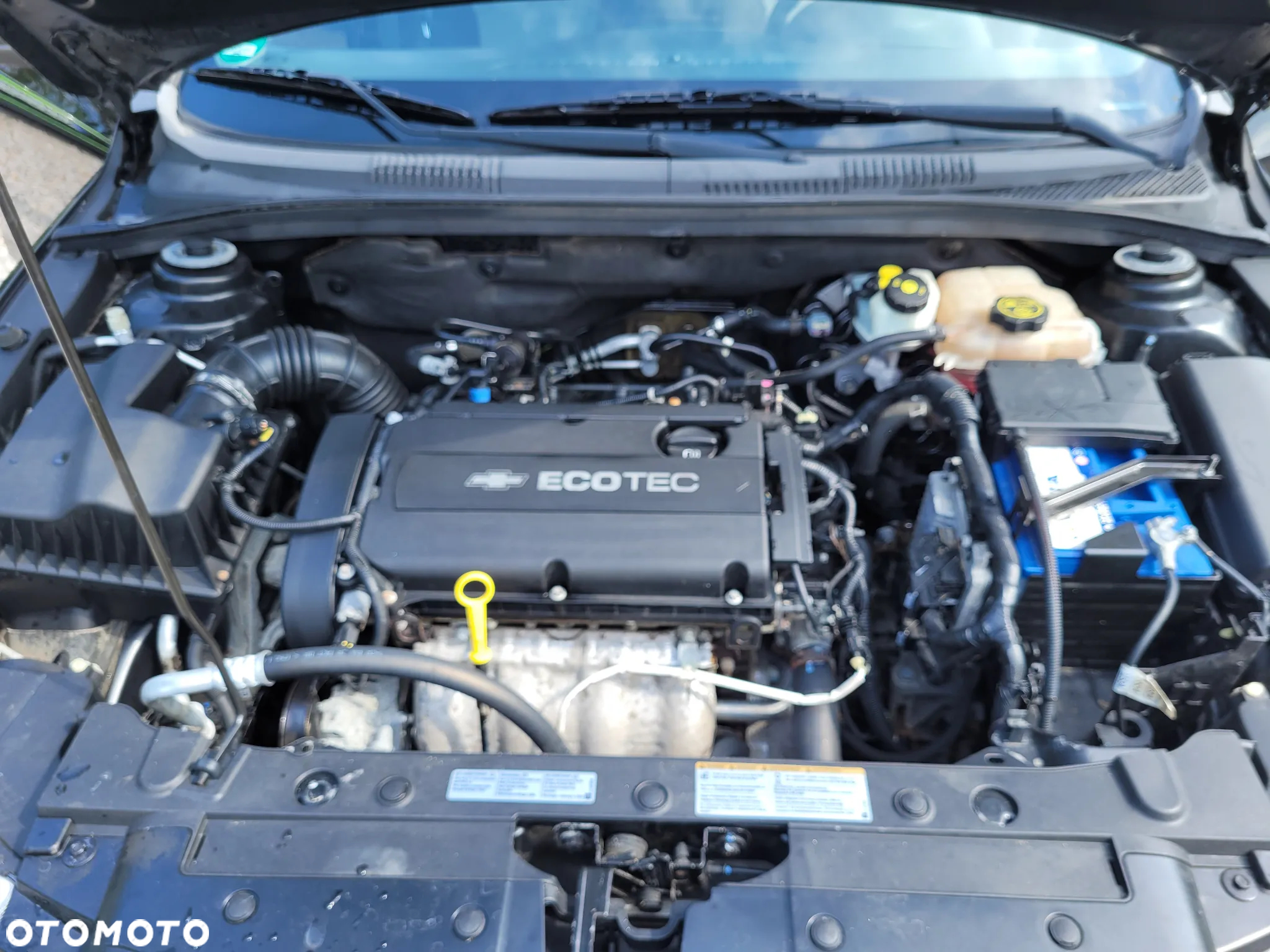 Chevrolet Cruze 1.6 LS - 23