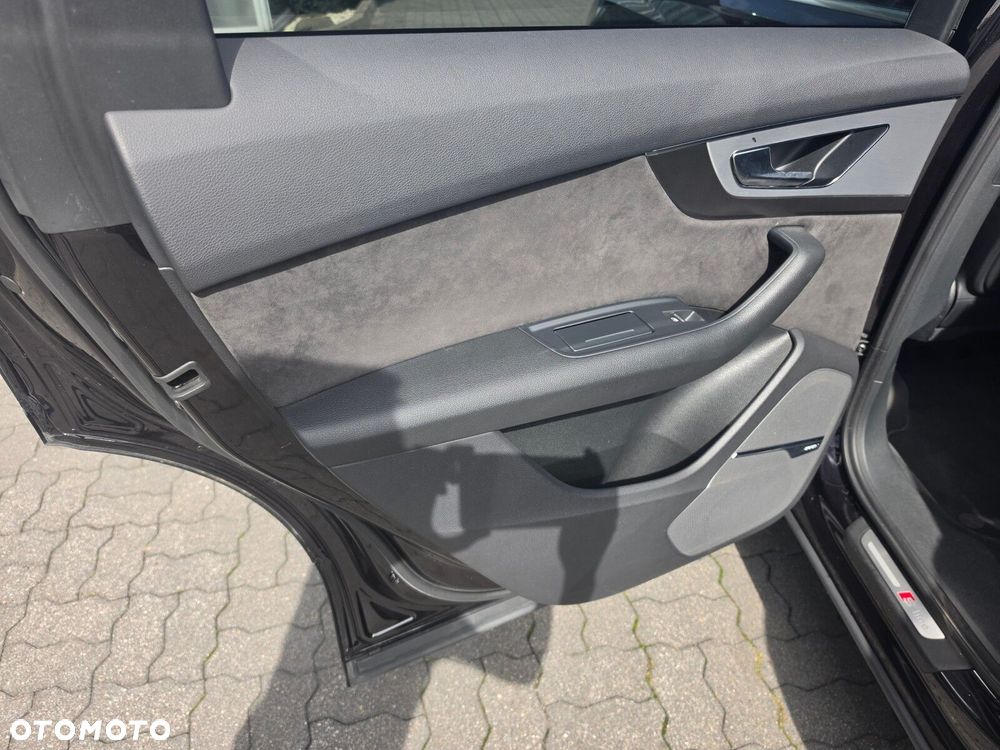Audi Q7 - 12
