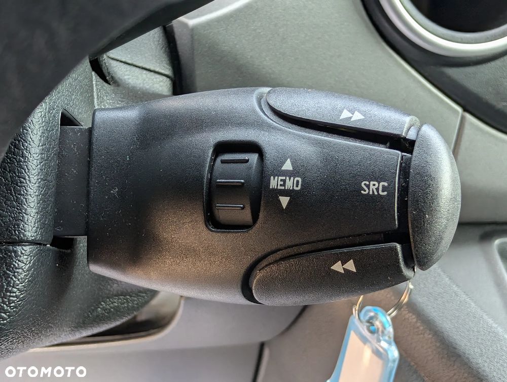 Citroën Berlingo Multispace BlueHDi 100 FEEL - 25