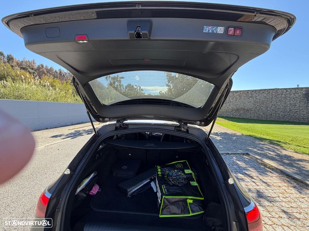 Mercedes-Benz E 300 e Station - 8