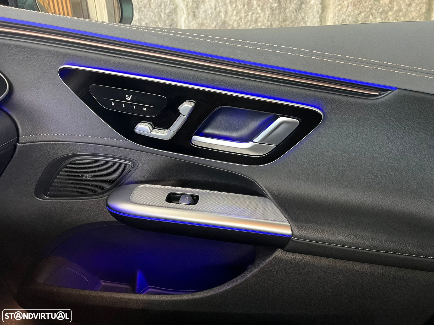 Mercedes-Benz EQE 300 Electric Art - 10