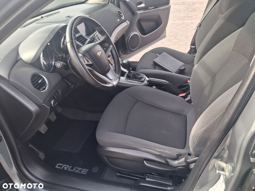 Chevrolet Cruze - 6