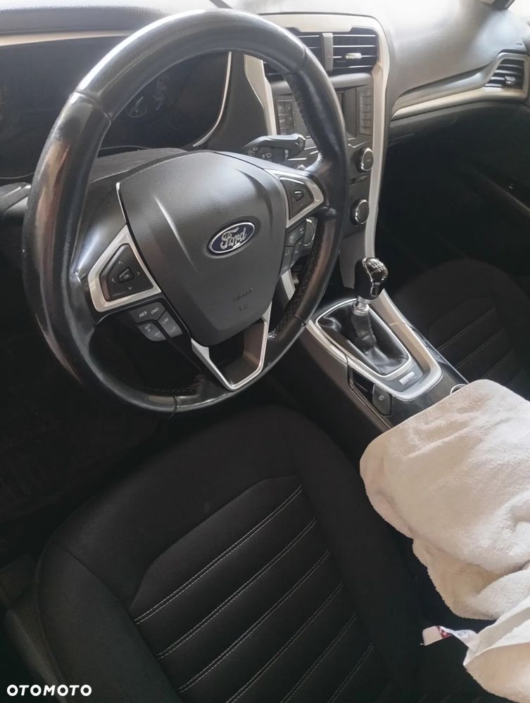 Ford Mondeo 2.0 TDCi Titanium - 18