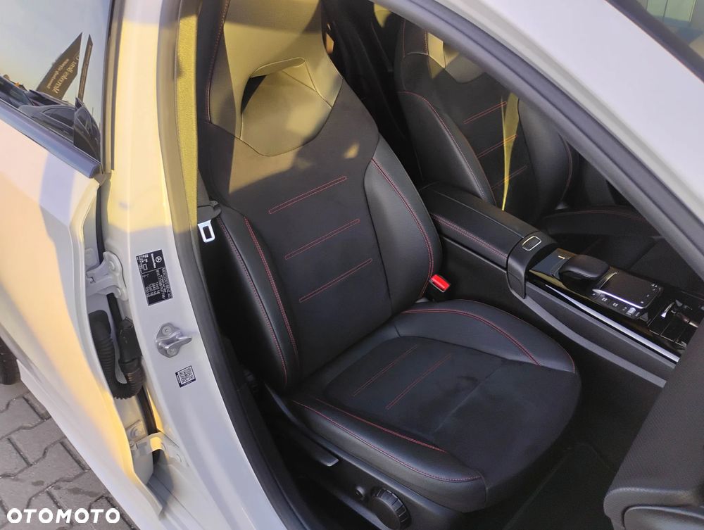 Mercedes-Benz Klasa A 200 4-Matic AMG Line 8G-DCT - 20