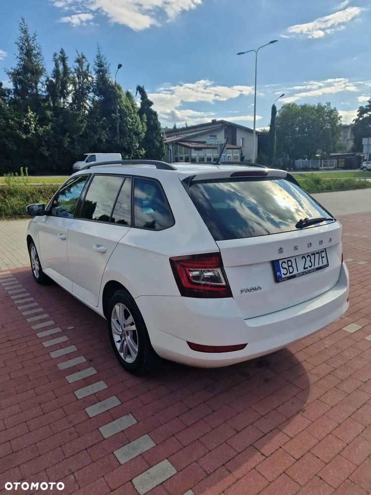 Skoda Fabia 1.0 Ambition Plus - 2