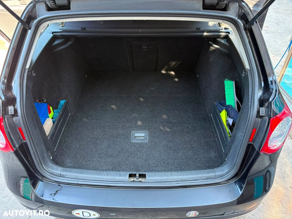 Volkswagen Passat 2.0 TDI Comfortline DPF - 17