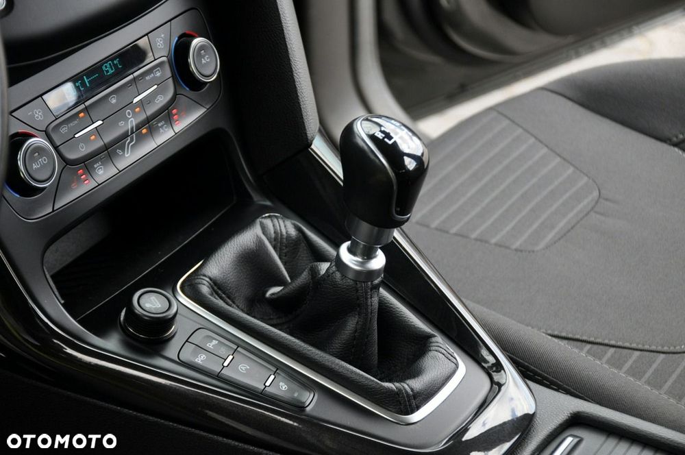 Ford Focus - 35