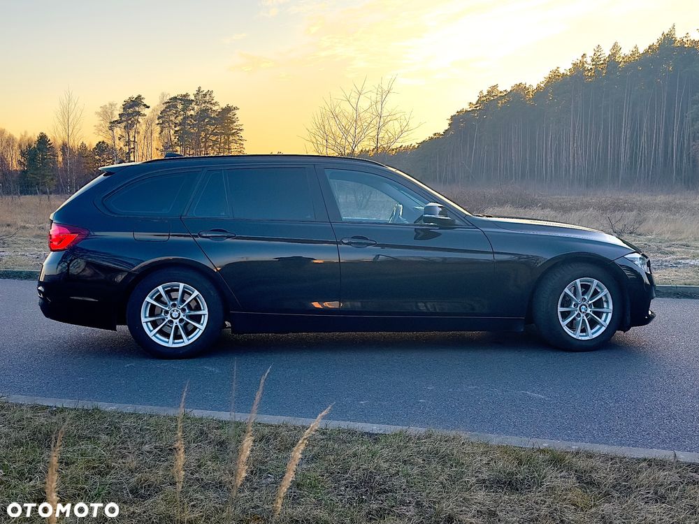 BMW Seria 3 320d Efficient Dynamics Edition Sport Line - 5