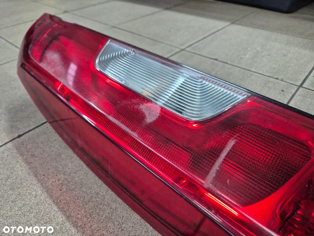 LAMPA LEWA TYŁ FIAT DOBLO II LIFT  15-22r. - 2