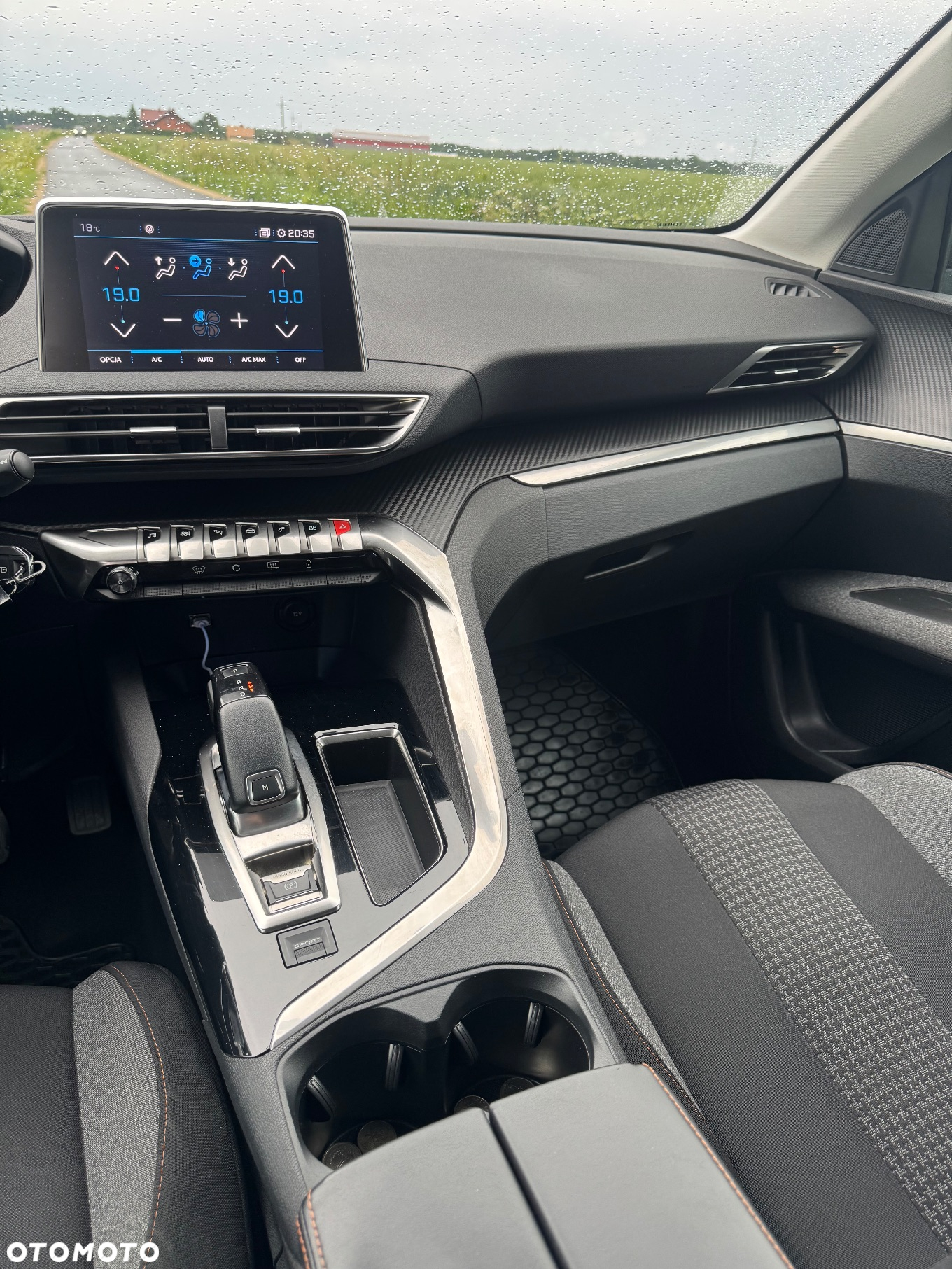 Peugeot 3008 - 8