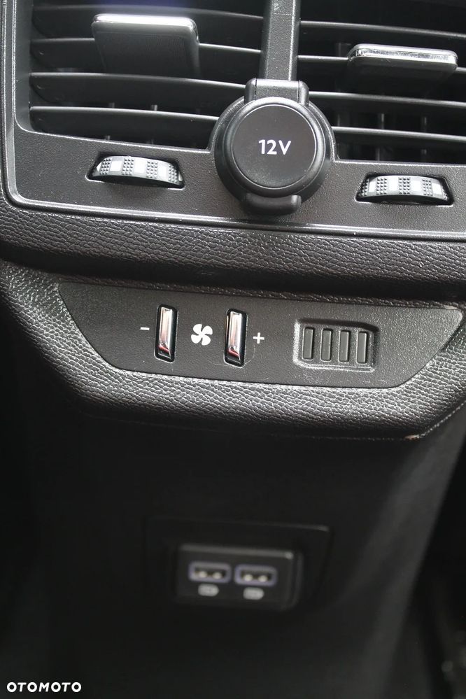 Peugeot 5008 2.0 BlueHDi GT Pack S&S EAT8 - 32