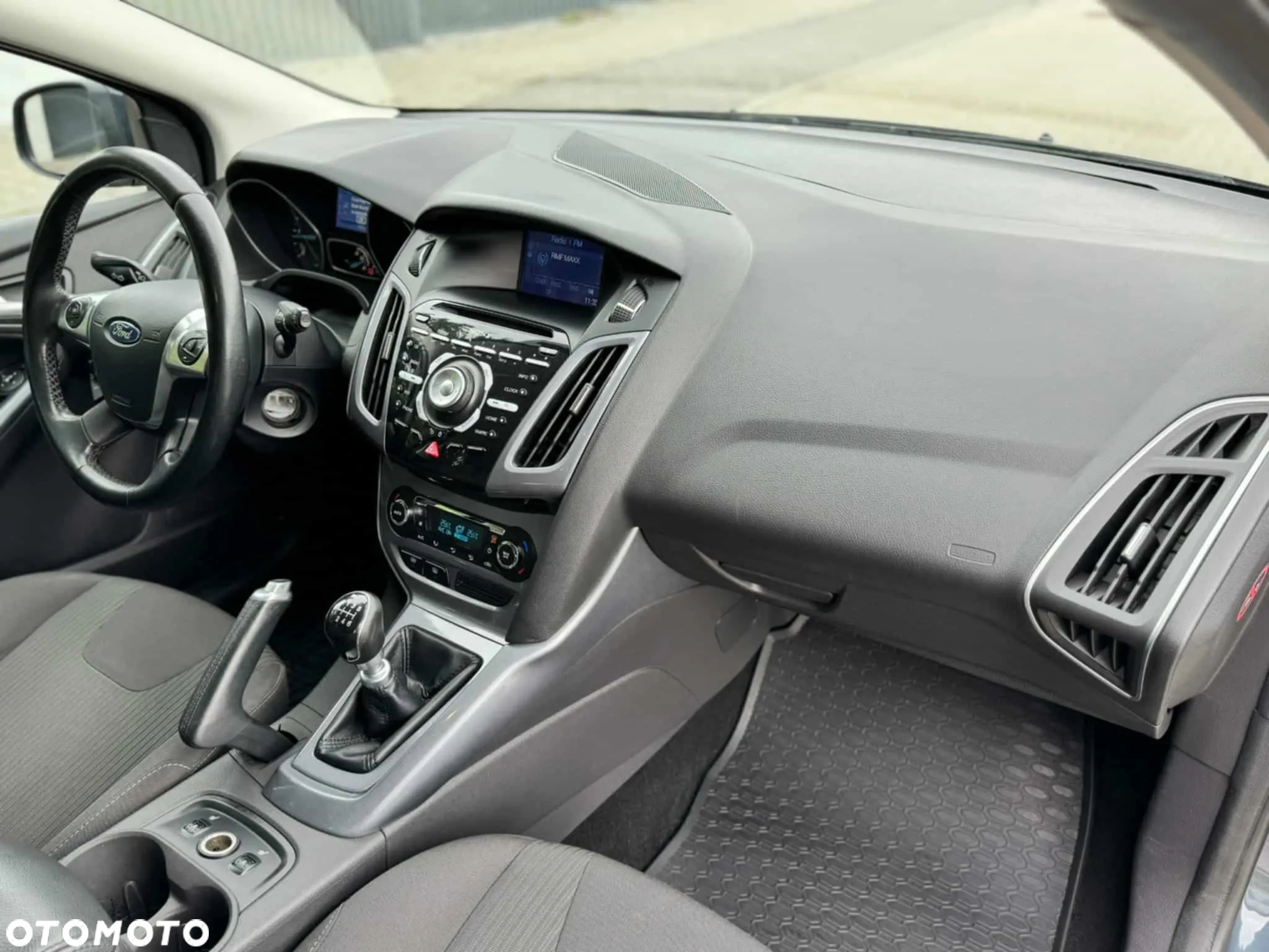 Ford Focus - 22
