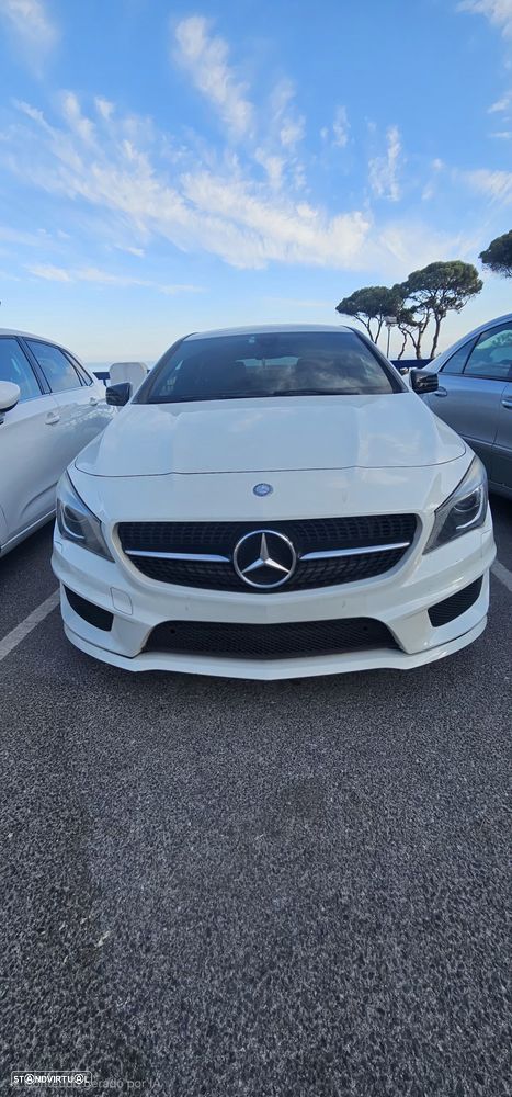 Mercedes-Benz CLA 200 d Shooting Brake AMG Line Aut. - 1