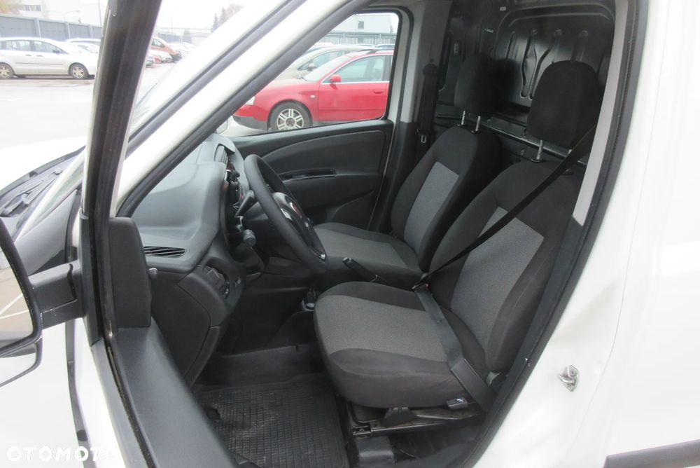 Fiat Doblo - 22