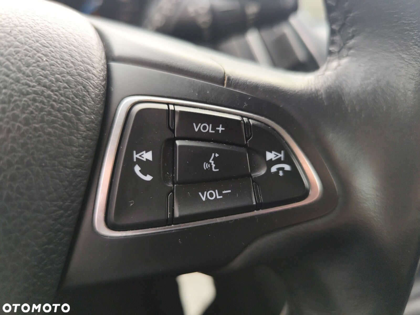Ford Focus - 22