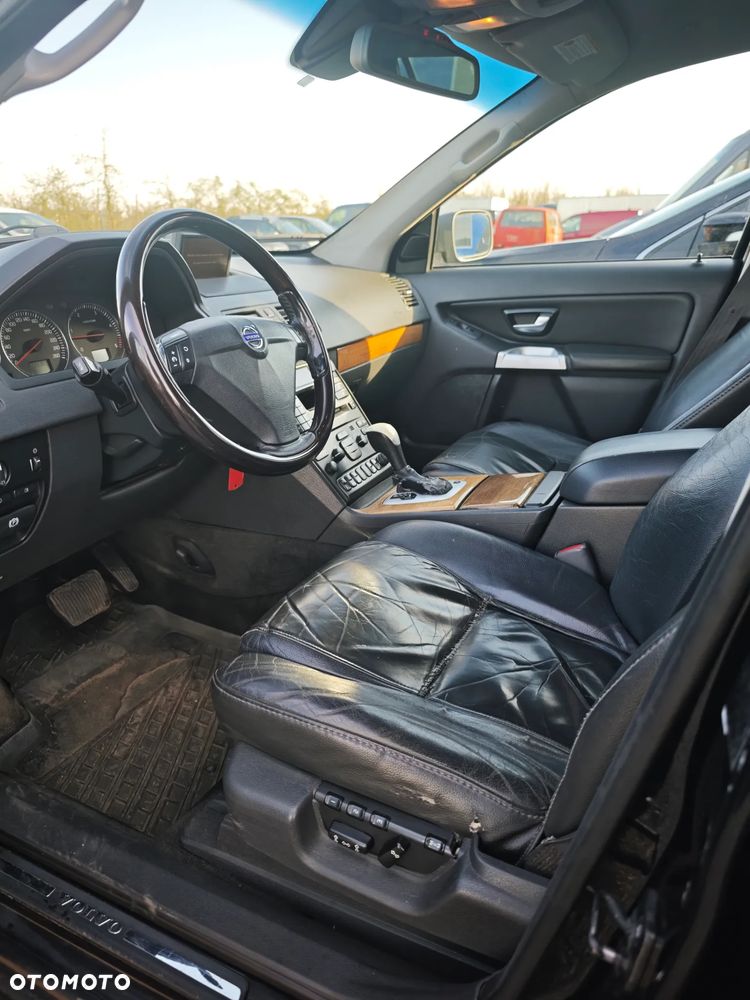 Volvo XC 90 2.4D Momentum - 11