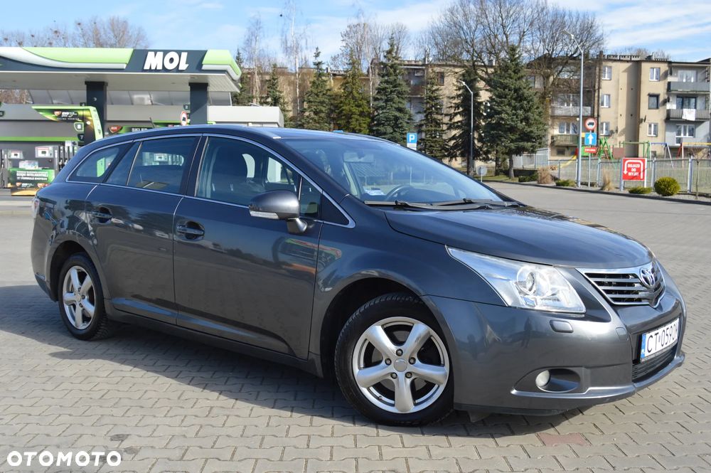 Toyota Avensis 2.0 D-4D Sol - 14