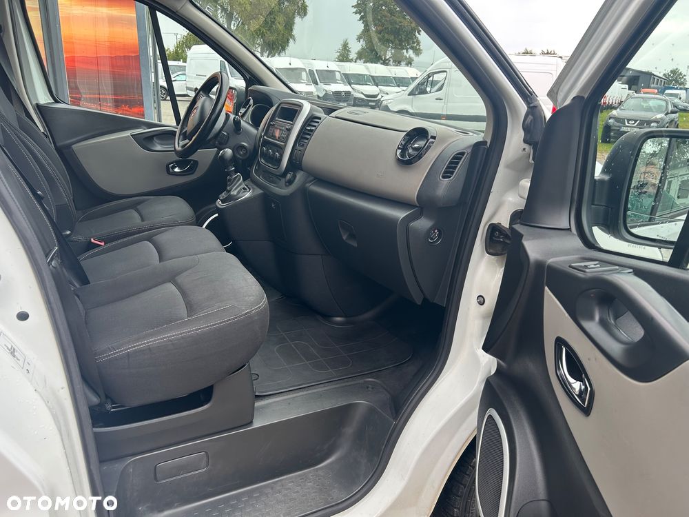 Renault Trafic - 10