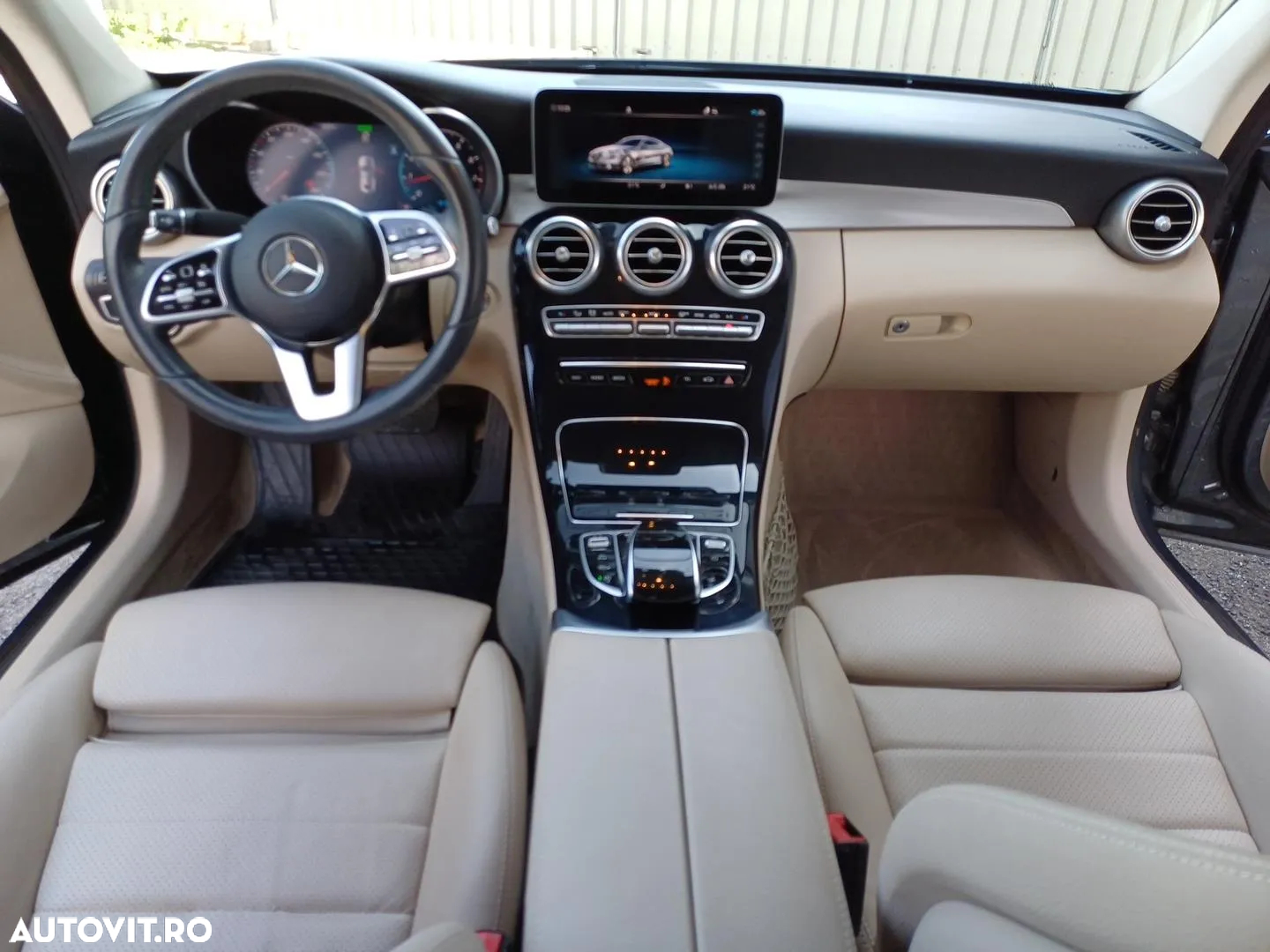 Mercedes-Benz C - 22