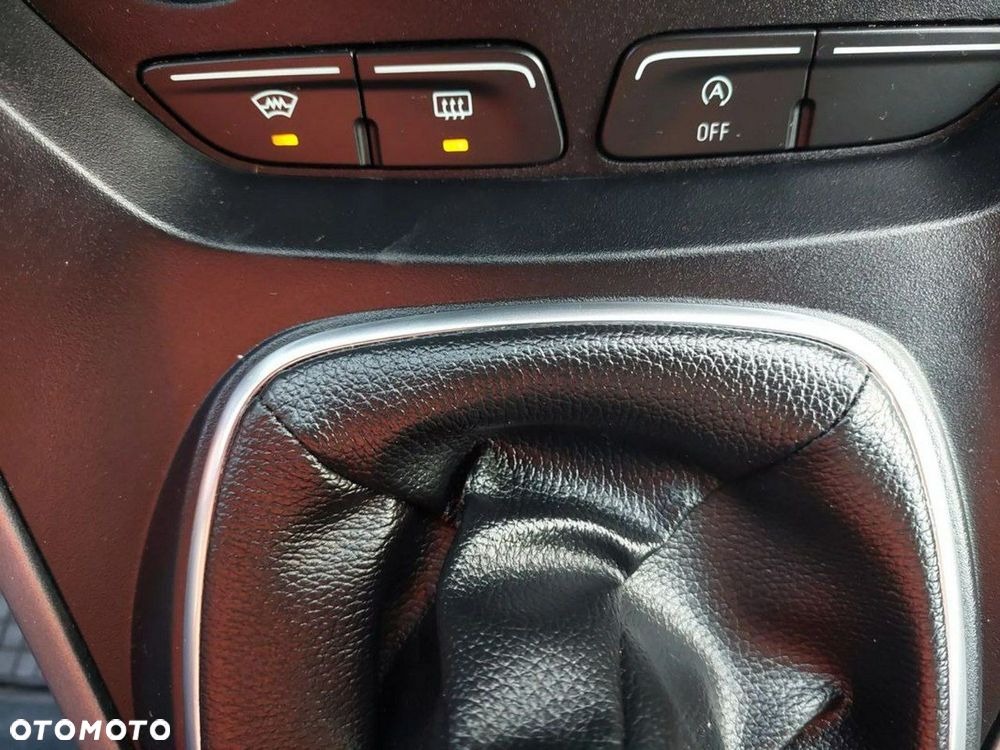 Ford C-MAX - 12