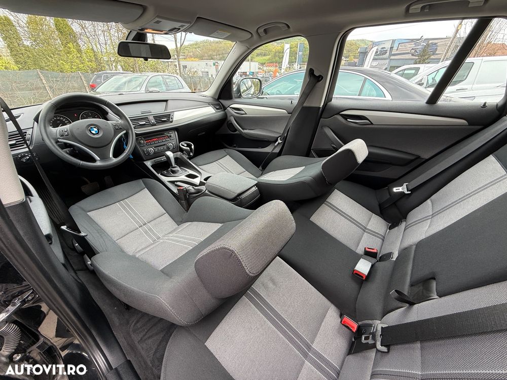 BMW X1 sDrive18d Aut. Sport Line - 23