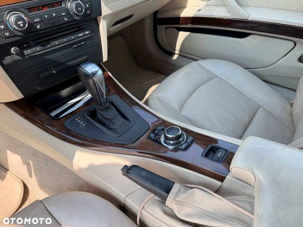 BMW Seria 3 - 25
