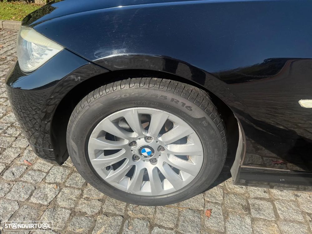 BMW 318 d - 22