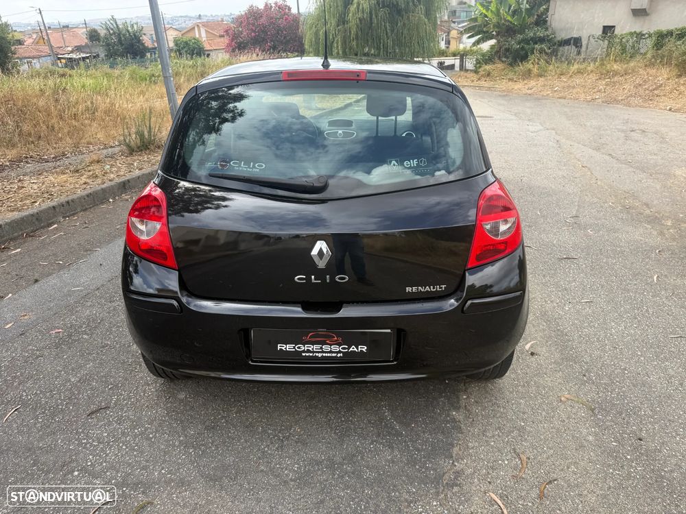 Renault Clio 1.2 16V Confort Dynamique - 5