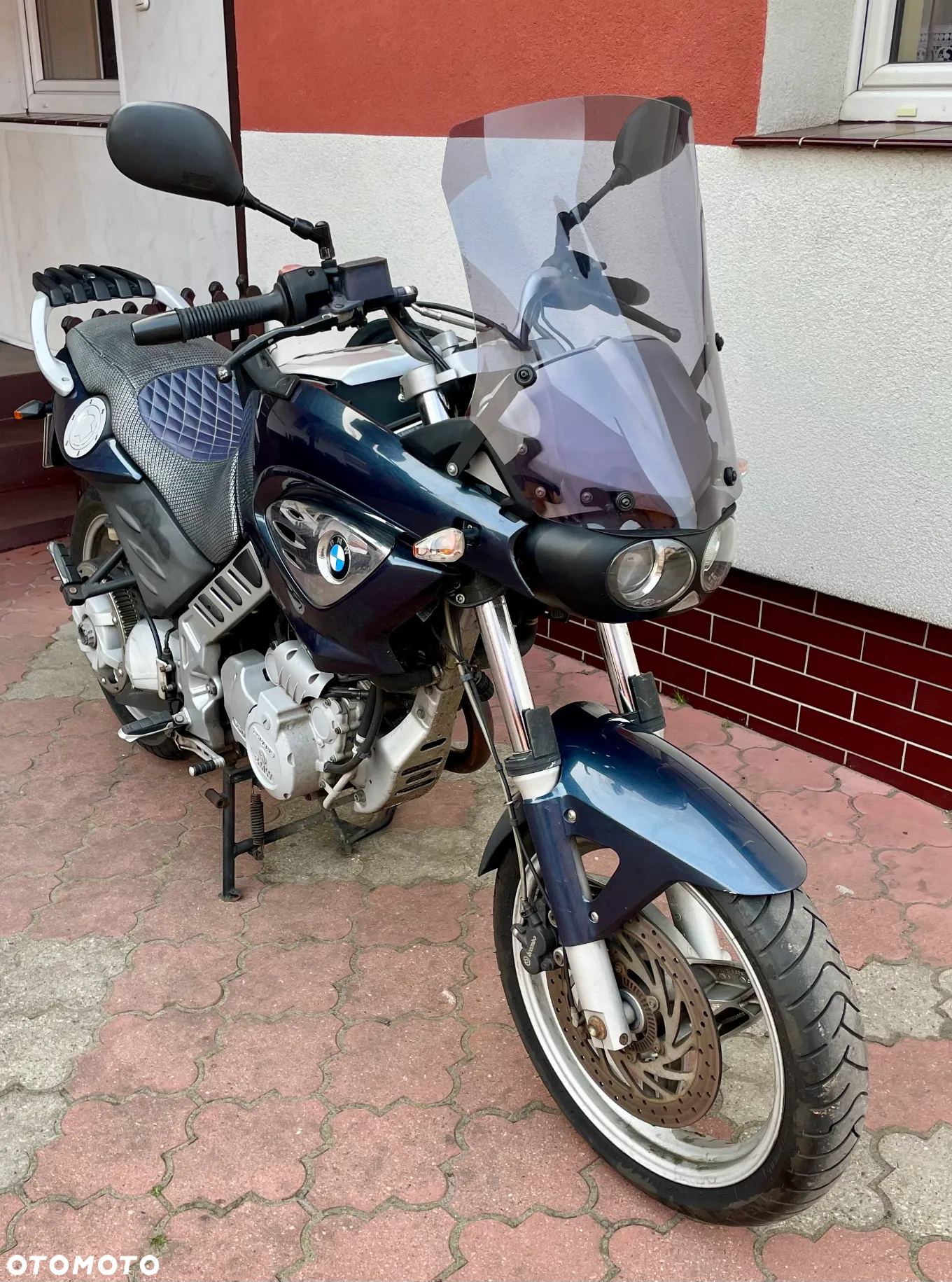 BMW CS - 5