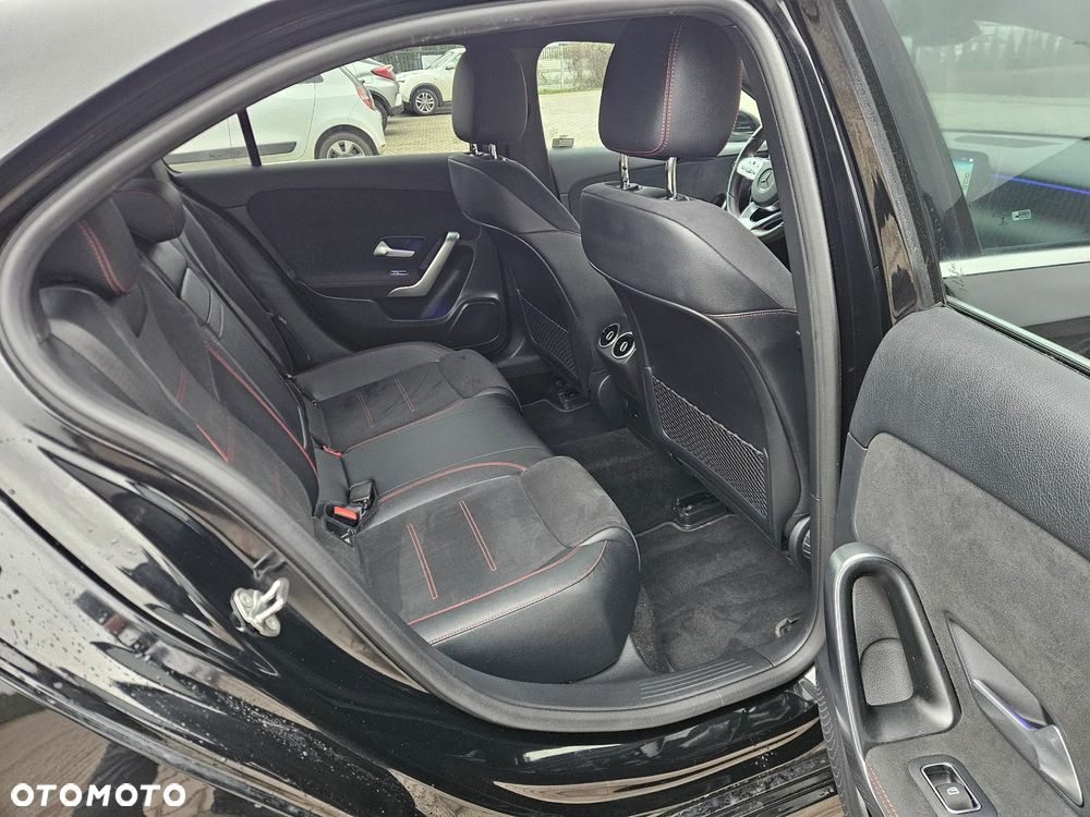Mercedes-Benz Klasa A 200 AMG Line 7G-DCT - 11