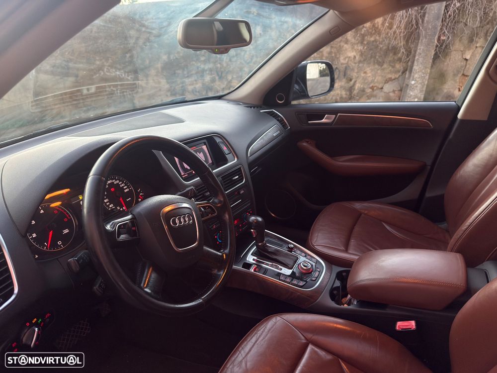 Audi Q5 2.0 TDI Exclusive S-tronic - 12