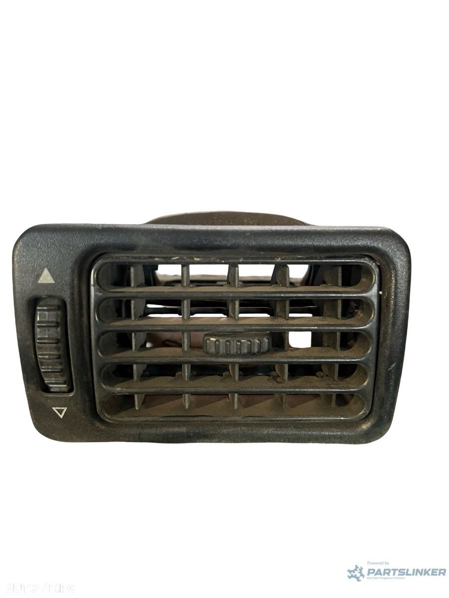Grila de ventilatie bord centrala DAF LF 45 2001 - > 5010226048 - 1