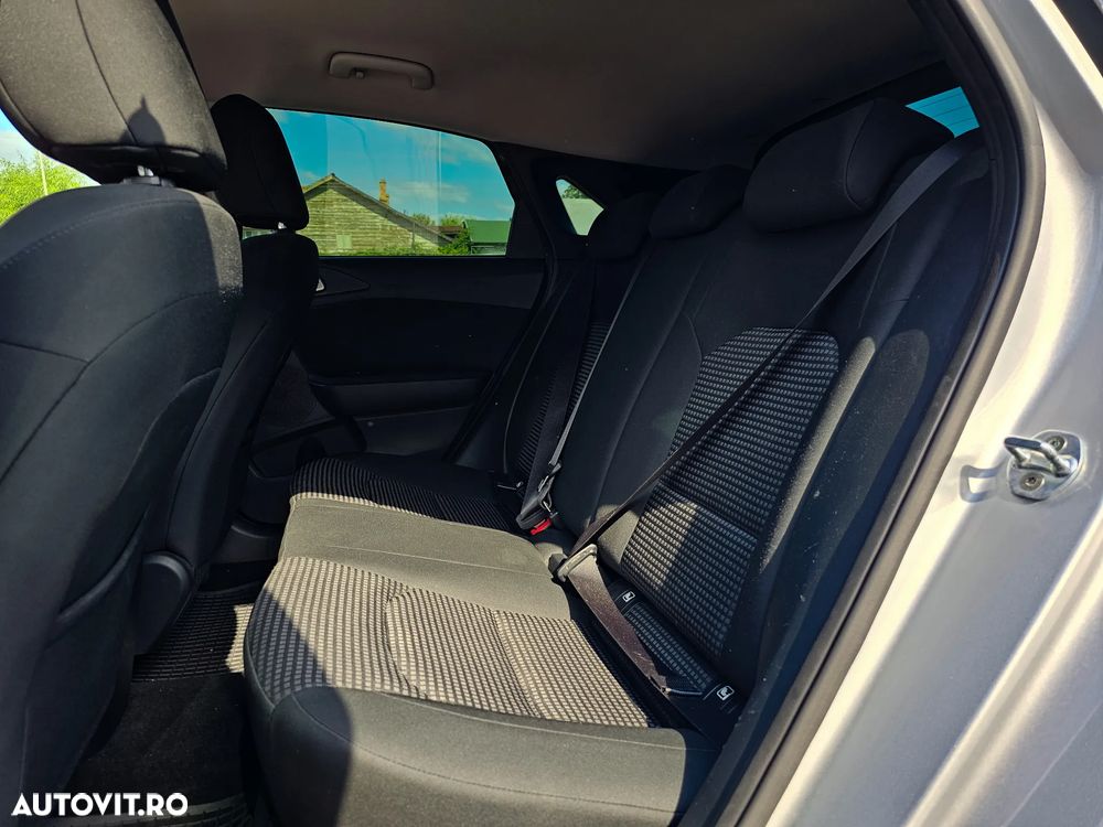 Kia Ceed - 21