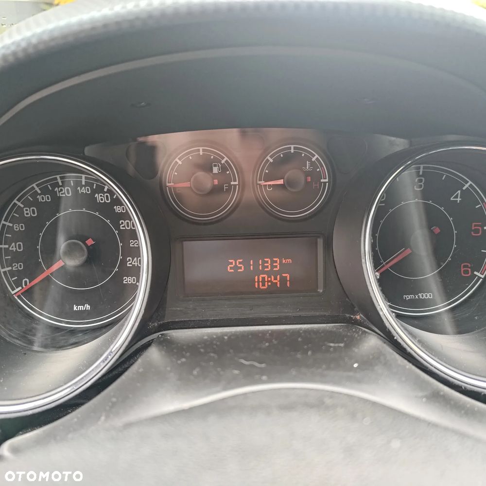 Fiat Bravo 2.0 Multijet 16V Emotion - 8