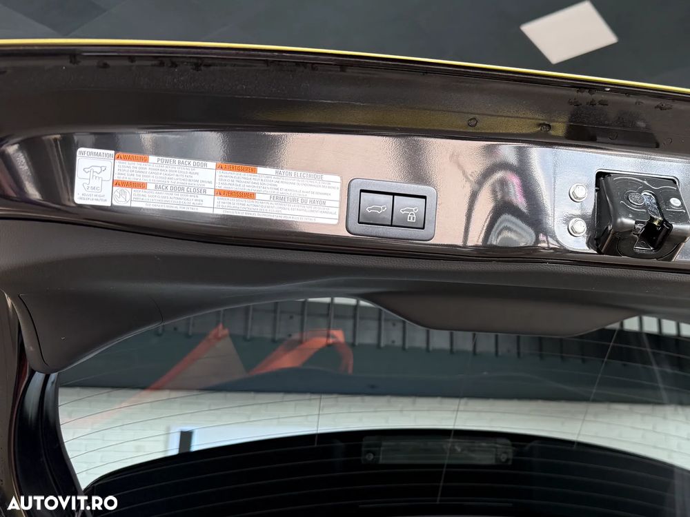 Toyota Yaris 1.5 130 CP HEV Premiere Edition - 16