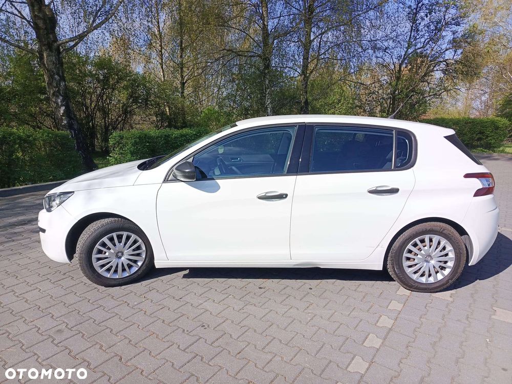Peugeot 308 - 8