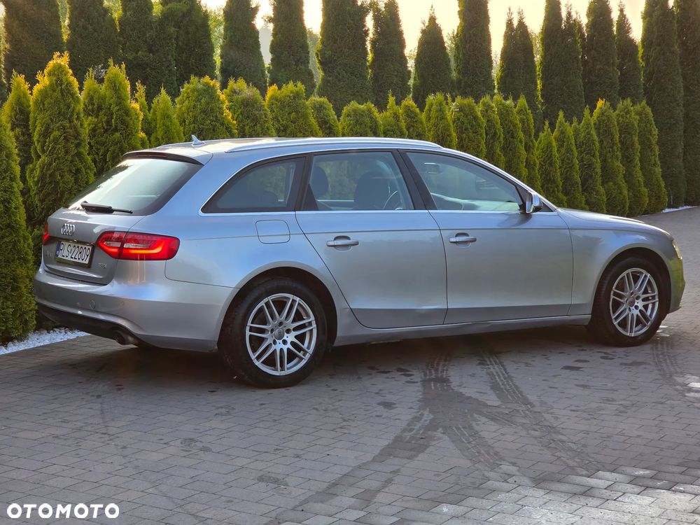 Audi A4 Avant - 9