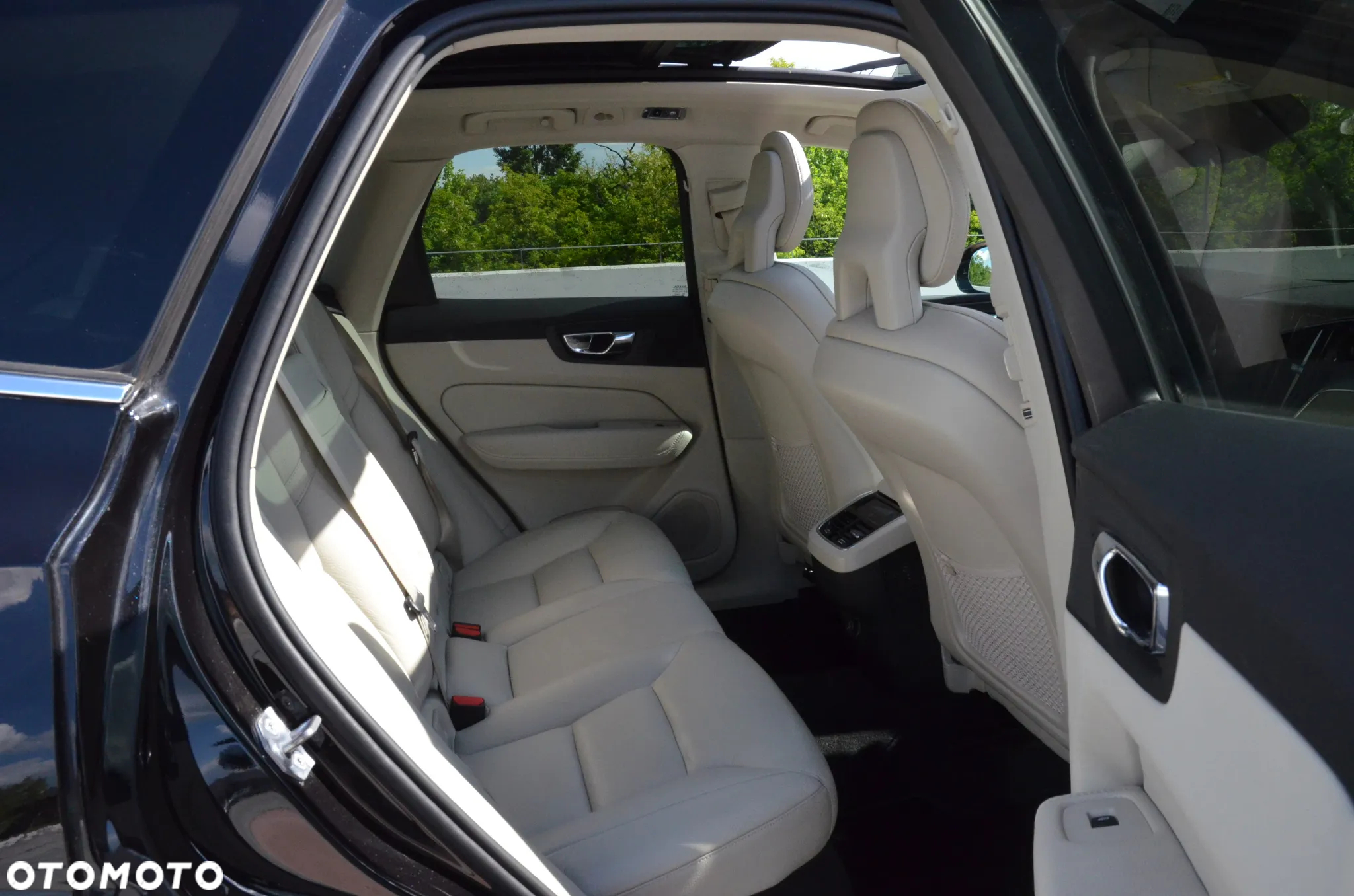 Volvo XC 60 T5 AWD Inscription - 22